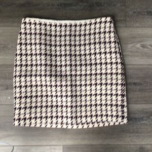 White House Black Market Cream and Maroon Mini Skirt